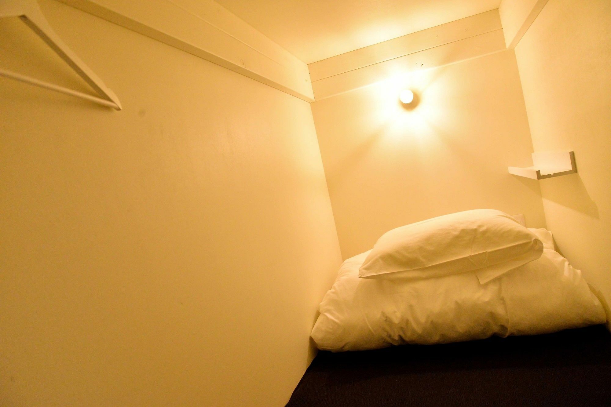 Almond Hostel & Cafe Shibuya Tokyo prefektur Exteriör bild