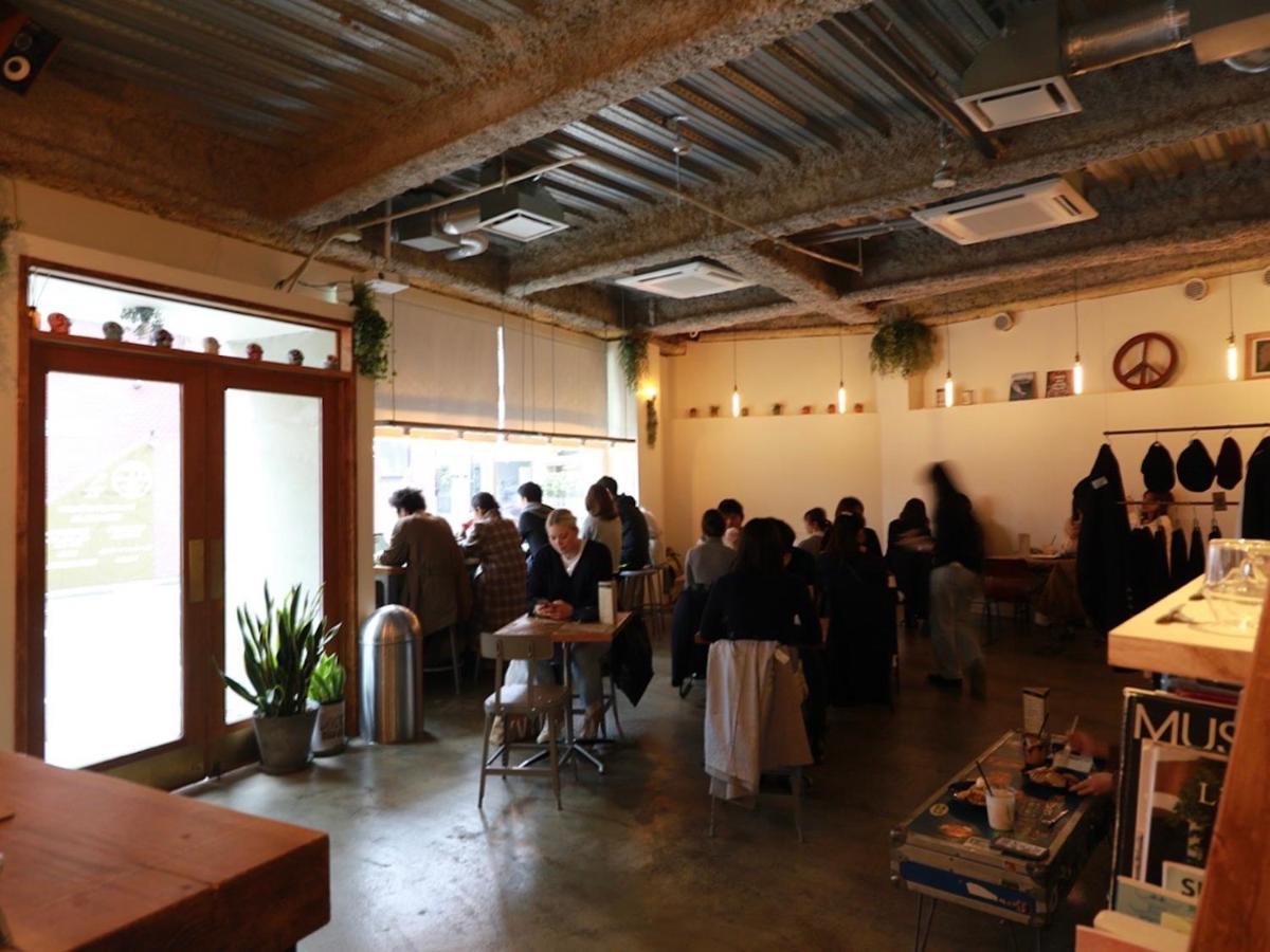 Almond Hostel & Cafe Shibuya Tokyo prefektur Exteriör bild